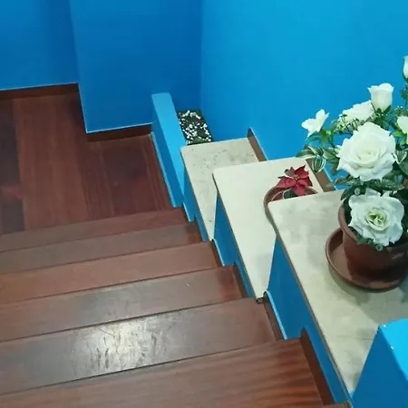 לינה וארוחת בוקר La Torre 3*